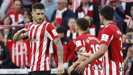 La entrada de Sancet da la victoria al Athletic ante el Alavés