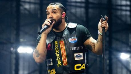 Drake leaves fans fuming as he reschedules Manchester gig at last minute