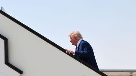 Trump’s Qatari Plane Could Be Used For ‘Espionage’ Republicans Say—As Democrats Open Probes