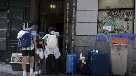 CECU denuncia a Booking y Airbnb ante Consumo por anunciar alquileres turísticos sin número de registro