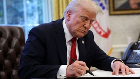 Trump claims he never ‘wrote a picture.’ His sketchy Epstein lie has now been exposed