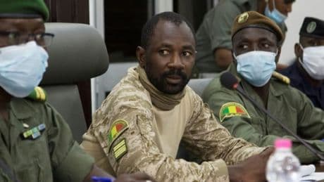 Mali: la junte dénonce un plan de déstabilisation soutenu par des "États étrangers", un Français arrêté
