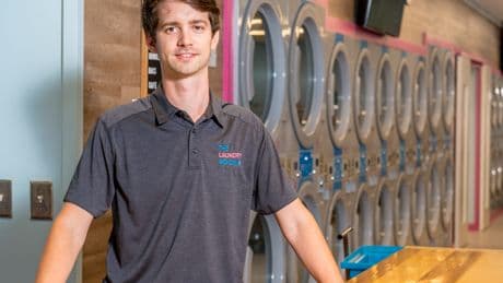 I quit my corporate job to start a laundry business, now worth millions of dollars. 'Cockroach mode' helped me become a successful entrepreneur.