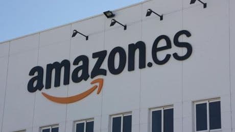 Haces la devolución, pero te quedas con el producto: la nueva estrategia de Amazon