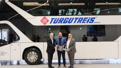 Türkiye’ye çift katlı otobüs getiriyor