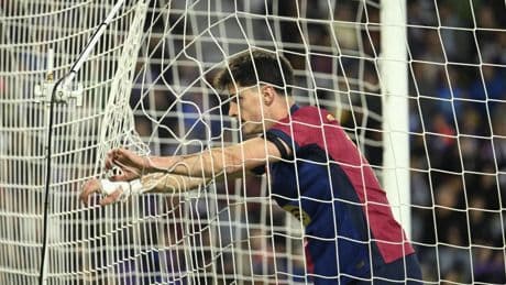 Derbi sevillano por Pau Víctor