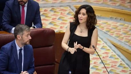 Ayuso advierte de que se irá de la Conferencia de Presidentes si no le contestan en español