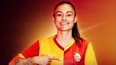 Galatasaray Kadın Futbol Takımı 6 oyuncuyla yeni sözleşme imzaladı