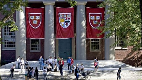 Mahkeme, Trump’ın Harvard’a yönelik yabancı öğrenci yasağını durdurdu