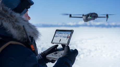 Portée de 41 kilomètres, caméra 100 mégapixels... Nous avons testé le nouveau drone aux superpouvoirs