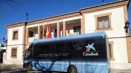 La población sin punto de acceso a efectivo se reduce a la mitad en tres años