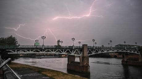 Fin de la canicule, retour de l’instabilité avec de violents orages... À quoi faut-il s’attendre pour la météo de la semaine ?