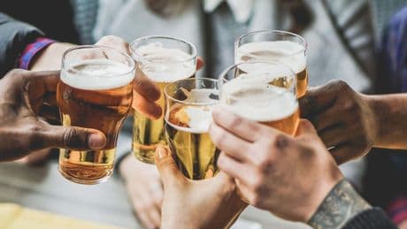 Pubs and bars cleared to extend opening hours on VE Day