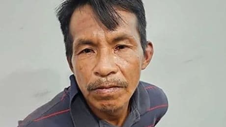 Man accused of child rape burned alive after angry mob storm police station