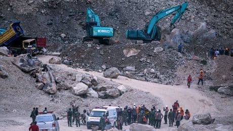 Taş ocağında göçük: Endonezya'da 14 kişi öldü