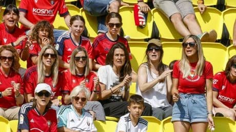 El fútbol sigue sin caer en las redes... sociales: sin teléfonos móviles en la FC Futures