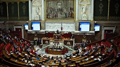 "Pas un seul étudiant ne doit hésiter à se rendre en cours": l'Assemblée adopte un texte contre l'antisémitisme à l'université