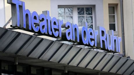 Gegenwarts-Dramatik: Mülheimer Theatertage mit "Doping" eröffnet