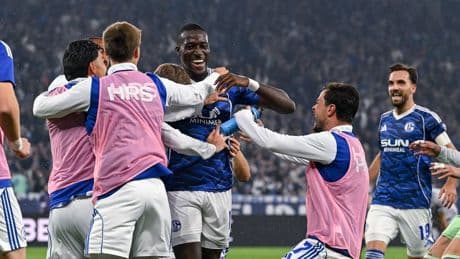 2. Bundesliga: FC Schalke 04 dreht Derby gegen Bochum in fünf Minuten