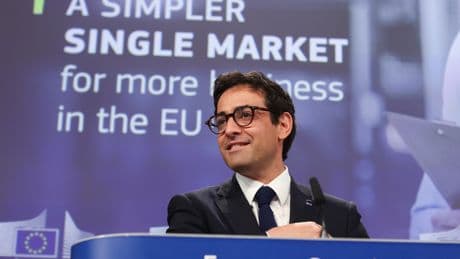 Bruselas crea una nueva categoría de empresa a la que alivia la carga regulatoria