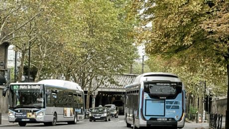 Pourquoi les bus semblent-ils toujours vides dans les grandes villes ?