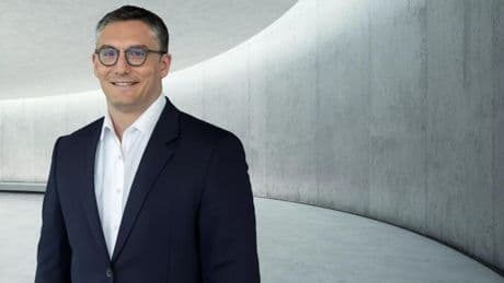 Patrice Lévy-Bencheton, vicepresidente en Dacia: “Lanzaremos el eléctrico más asequible del mercado. Fabricamos solo lo que el cliente necesita realmente y es la mejor manera de mantenernos”