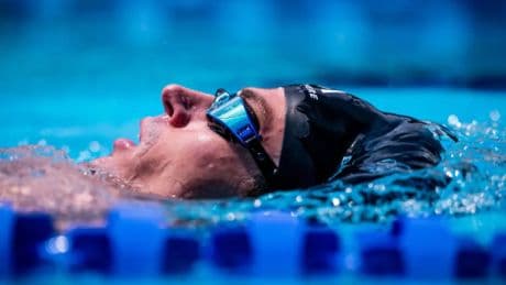 Un icono de la natación se pasa a los Juegos del dopaje para ganar un millón de euros