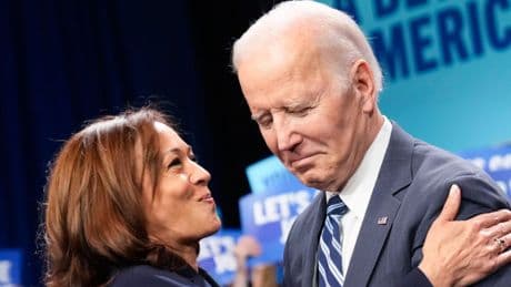 Kamala Harris wirft Joe Biden "Ego" und "Leichtsinn" in Kandidatur vor