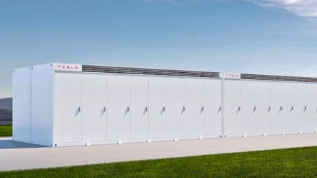 Musk ha creado el círculo perfecto: las megabaterías de Tesla alimentan la IA que definirá sus próximos coches