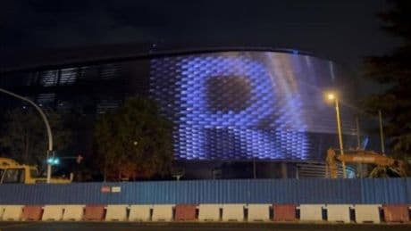 El nuevo Bernabéu se ilumina por primera vez: estos son los colores y animaciones que transforman la piel envolvente