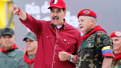 El chavismo frena por ahora la ruptura interna y se prepara para una posible invasión de EE UU