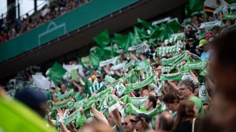 Frauenfußball: Wolfsburgerinnen sichern Platz zwei und Champions League