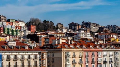 Los jóvenes se desenganchan del mercado de la vivienda ante unos precios cada vez más altos