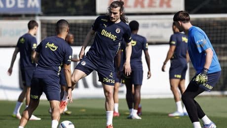 Fenerbahçe, Konyaspor maçına hazırlanıyor