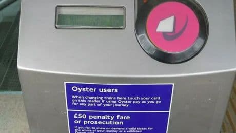 Pink Oyster card reader rule could save you money while travelling around London