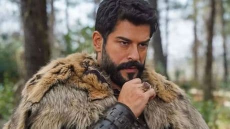 Burak Özçivit'in gidişi dizinin adını da değiştirdi: Artık Kuruluş Osman değil