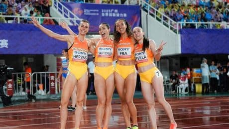 El relevo 4x400 femenino, campeón del mundo