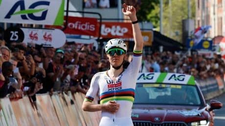 Tadej Pogacar vainqueur, à sa façon, de Liège-Bastogne-Liège