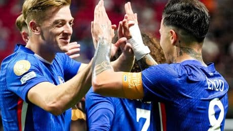El Chelsea doblega al Benfica en el partido de las cinco horas
