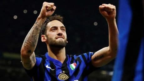 Son dakika transfer haberleri: Fenerbahçe'den Galatasaray'a yılın çalımı! Hakan Çalhanoğlu için masada...