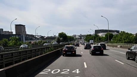 A Paris, début des contrôles sur la voie réservée au covoiturage du périphérique