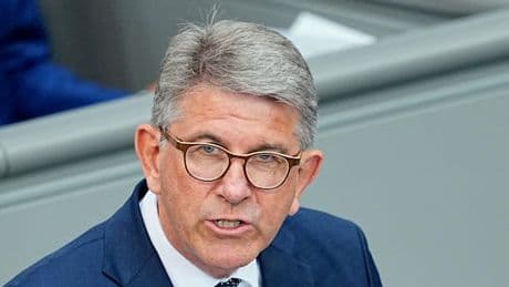 Regelsprache statt Gendern – „Empfehlung, keine Anweisung“ laut Kulturstaatsminister