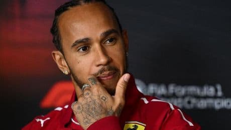 La desesperación de Hamilton acerca la retirada