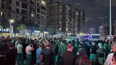 CHP İstanbul İl Binası polis ablukasında: "Asıl kanun tanımaz onlar"