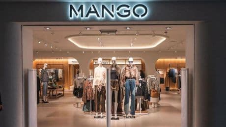 Mango vende la chaqueta más elegante y barata de la primavera: disponible en dos colores por 19,99 euros