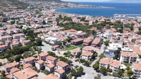 Foça Belediyesi'nin rayiç bedellerine muhtarlar karşı çıktı: Artış oranının iptali için dava açacaklar