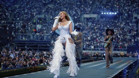 Beyonce enjoys the rain as she kicks off London stint of Cowboy Carter tour