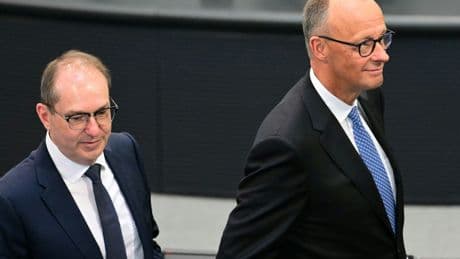 Migration : l'Allemagne affiche sa fermeté avec l'expulsion de 81 Afghans condamnés