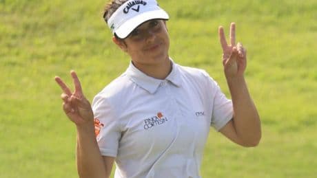 Recital y hoyo en uno de Ana Peláez para soñar con la victoria en Tenerife
