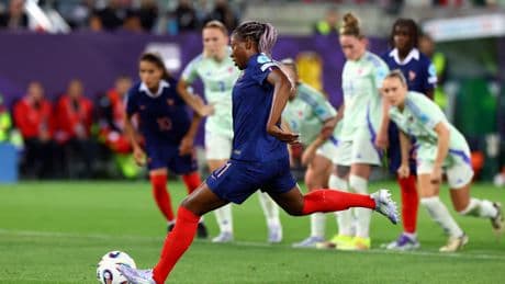 Euro féminin : incertitude autour de Diani, touchée au talon droit